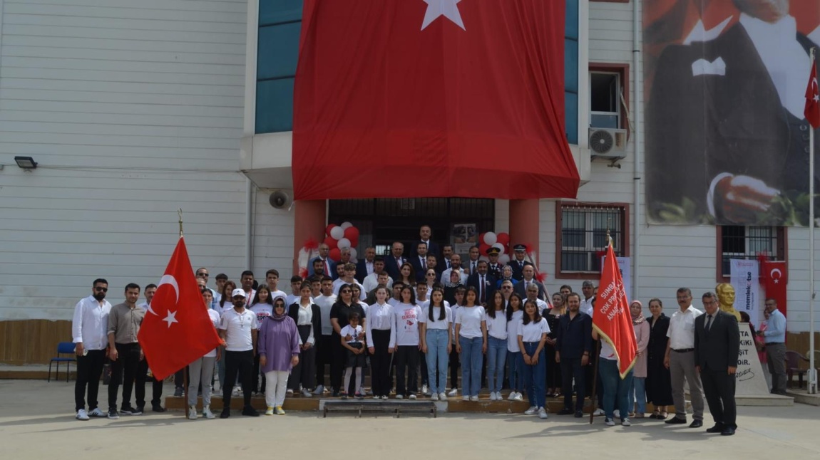 19 Mayıs Atatürk'ü Anma, Gençlik ve Spor Bayramı Kutlu Olsun.